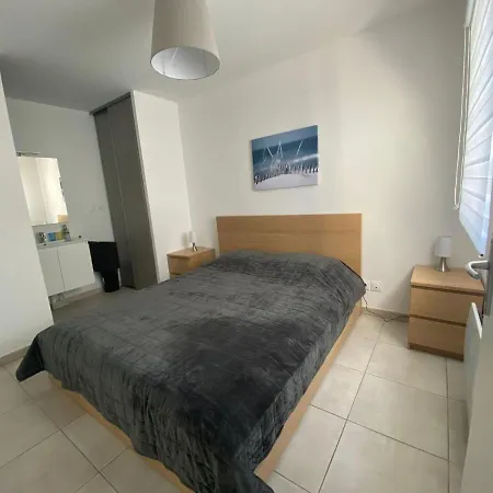 Le Reve Au Soleil: Seaside With Pool Holiday home *