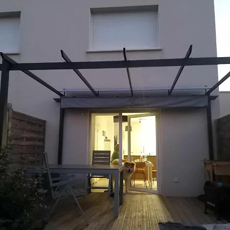 Le Reve Au Soleil: Seaside With Pool * Serignan