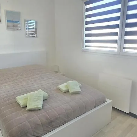 בית נופש Lumineuse Au Soleil,plage 5',piscine,parking *