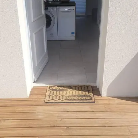 Lumineuse Au Soleil,plage 5',piscine,parking Sérignan
